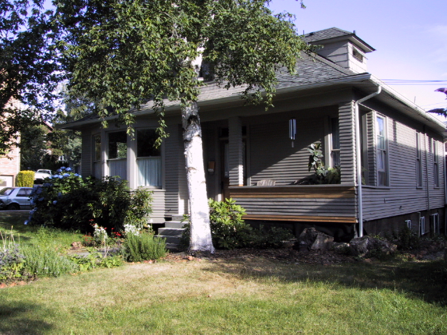 House_front2.jpg