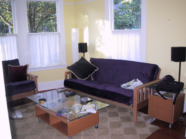 Lounge_room.jpg