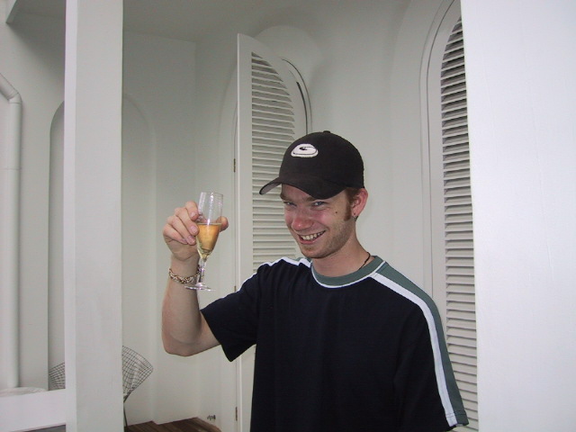 Happy-new-year-midnight-seattle-time.jpg